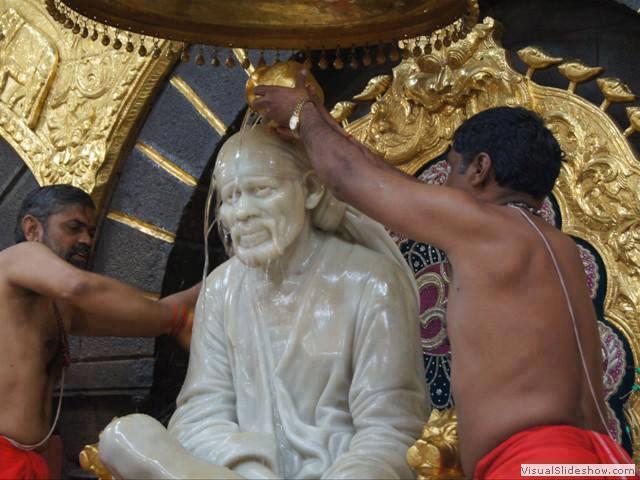 Italian Marble Idol of Sai Baba sculpted by Late Shri.B.V.Talim was installed in Samadhi Mandir